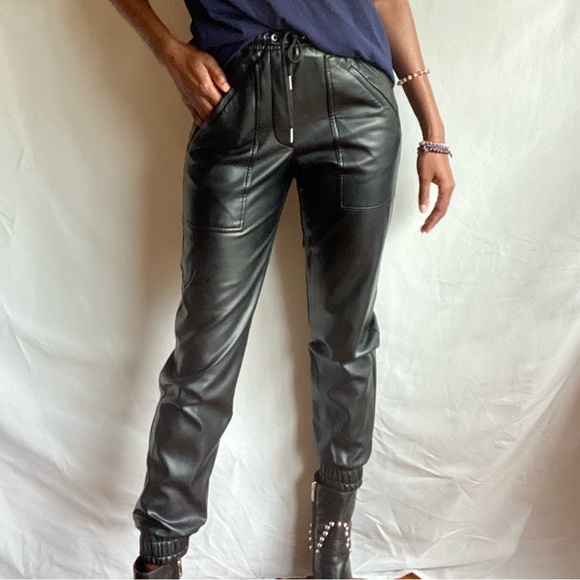 French connection vegan Leather jogging pants - Picture 5 of 8